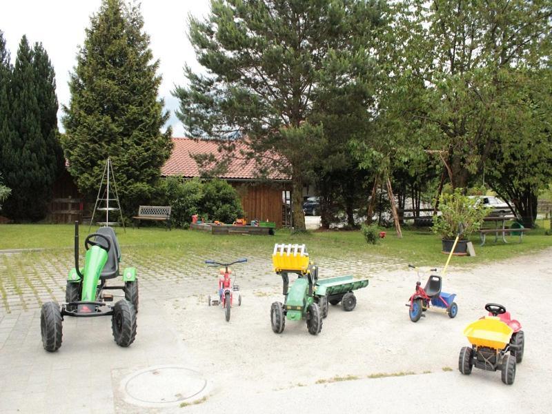 Вилла Schneiderhof Urlaub Auf Dem Bauernhof Бернау-ам-Кимзее Экстерьер фото