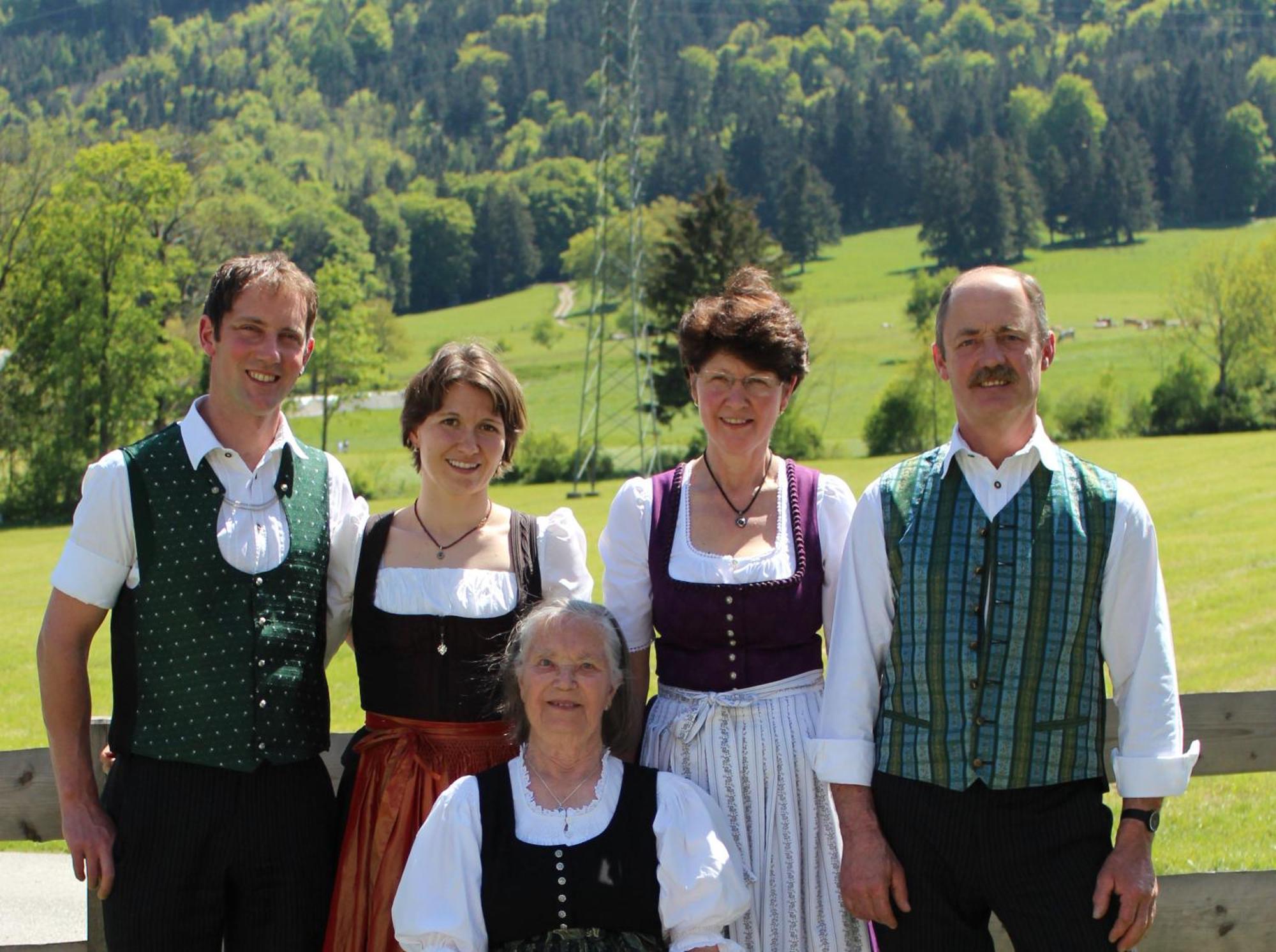 Вилла Schneiderhof Urlaub Auf Dem Bauernhof Бернау-ам-Кимзее Экстерьер фото